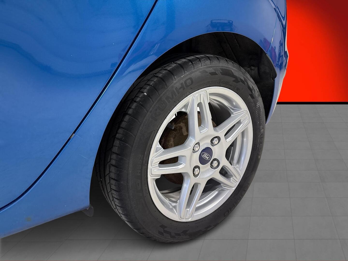 FORD Fiesta 2013