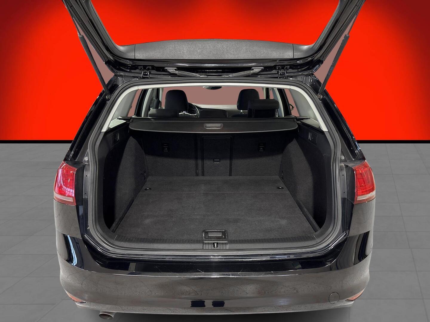 VOLKSWAGEN Golf 2015