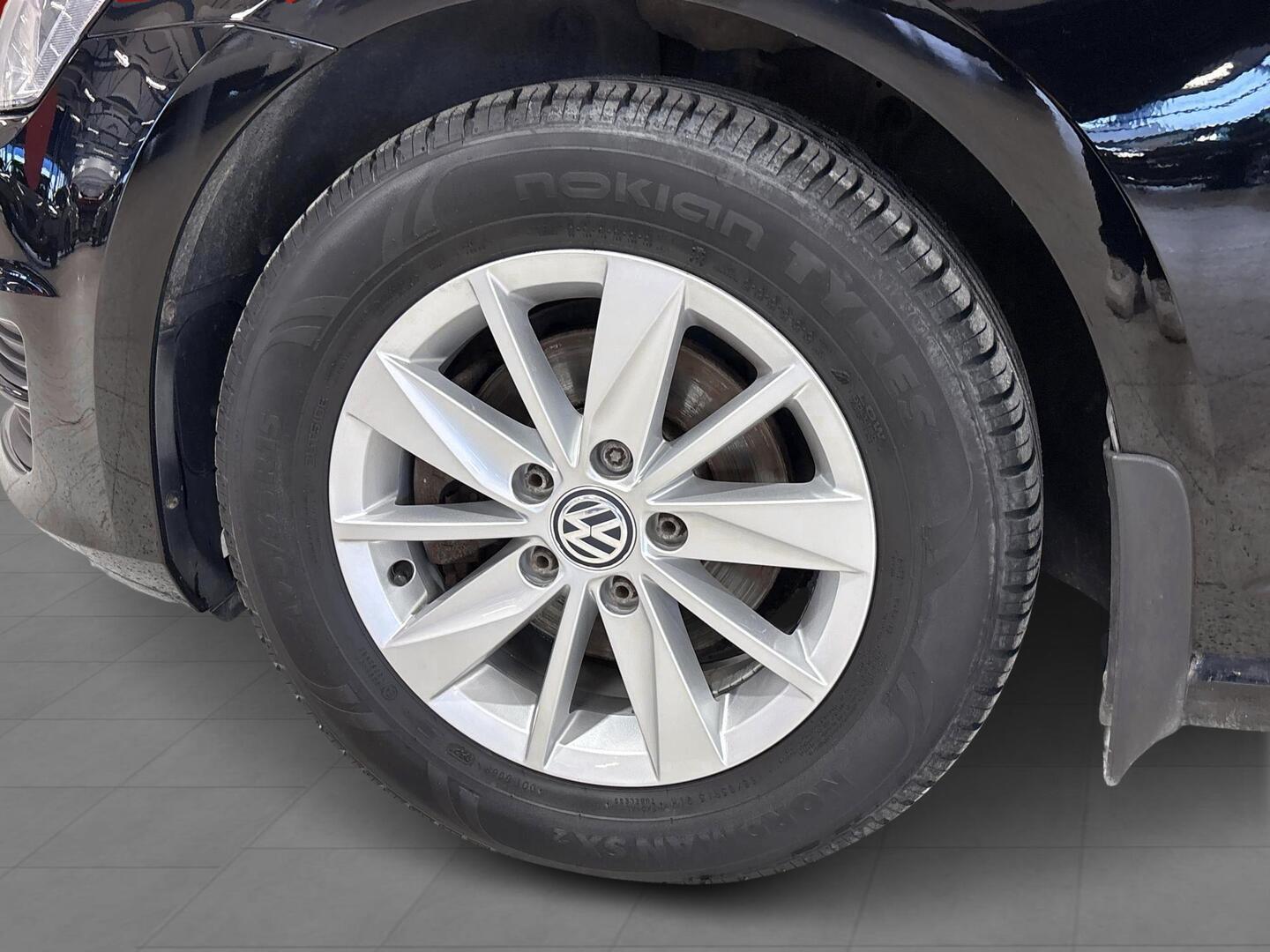 VOLKSWAGEN Golf 2015