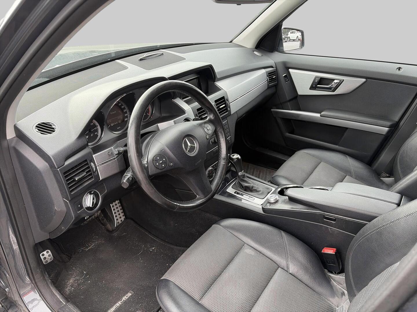 MERCEDES-BENZ GLK 2010
