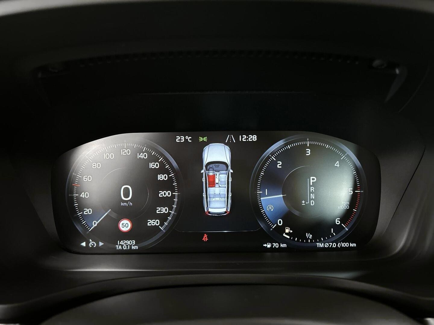 VOLVO V60 2018