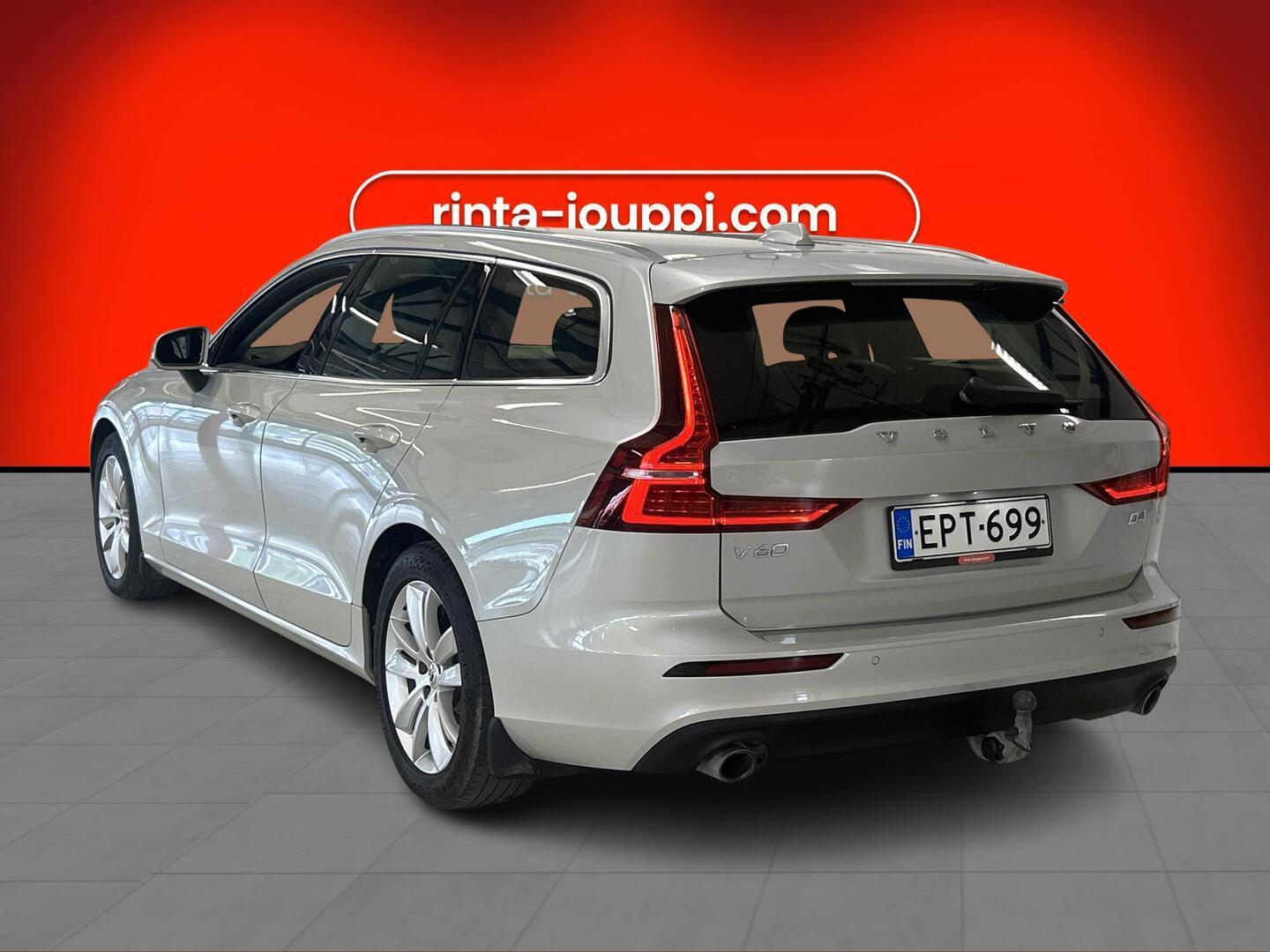 VOLVO V60 2018