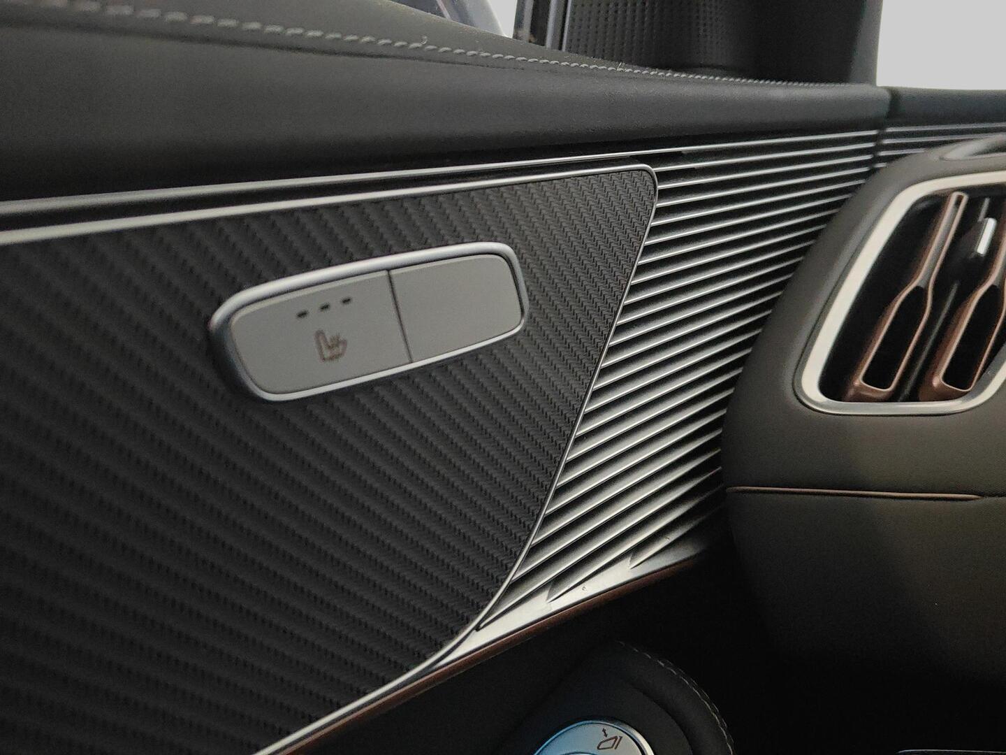 MERCEDES-BENZ EQC 2020