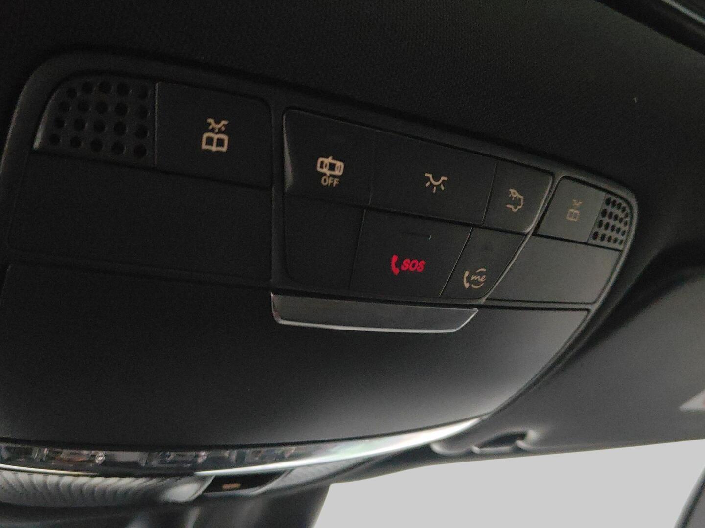 MERCEDES-BENZ EQC 2020