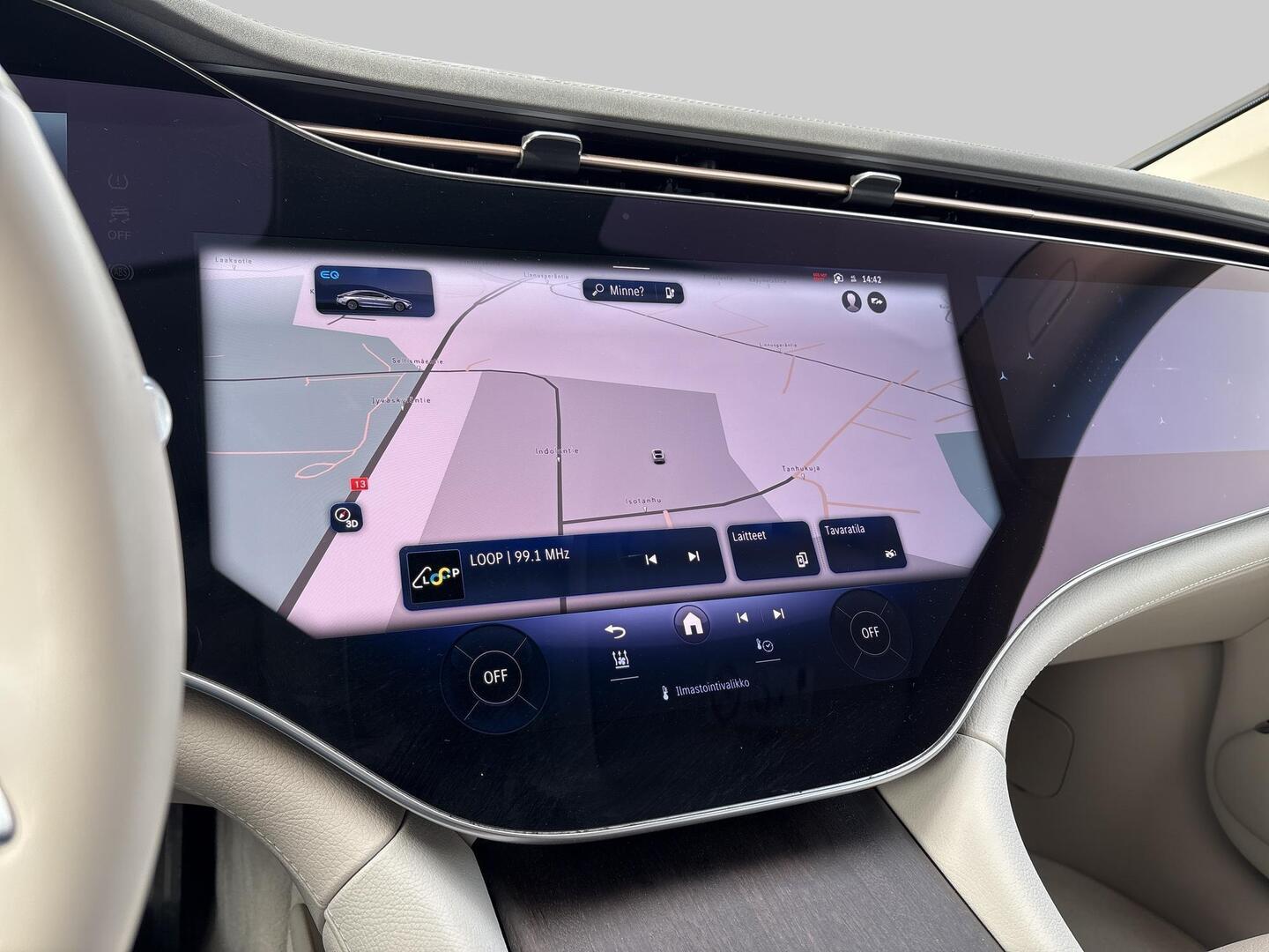 MERCEDES-BENZ EQS 2022
