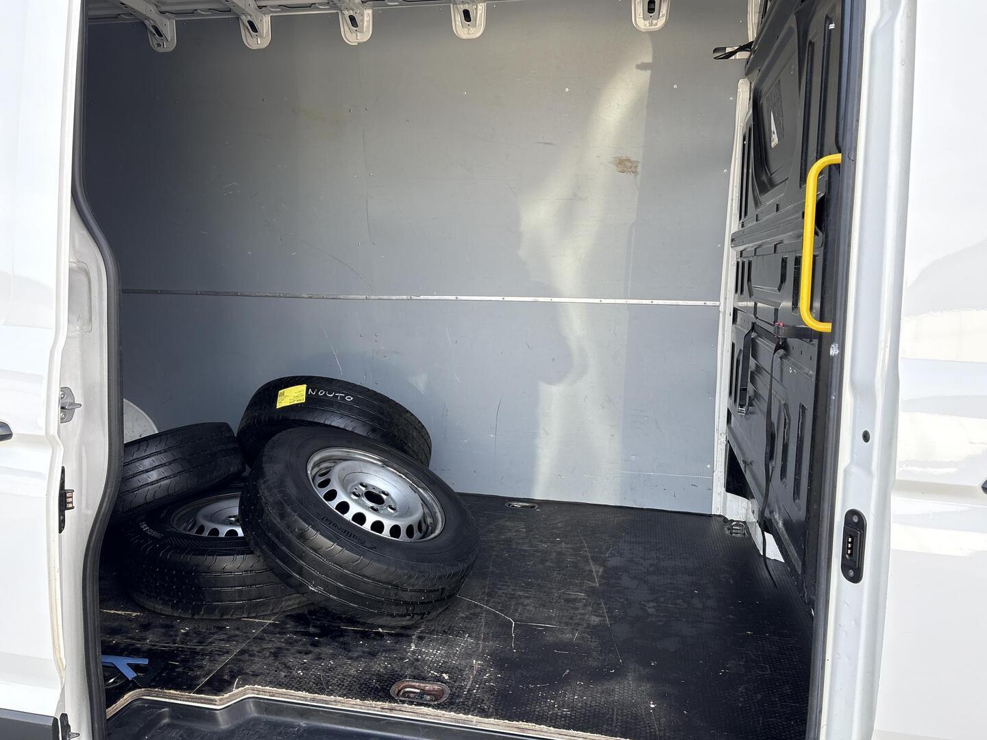 VOLKSWAGEN Crafter 2019