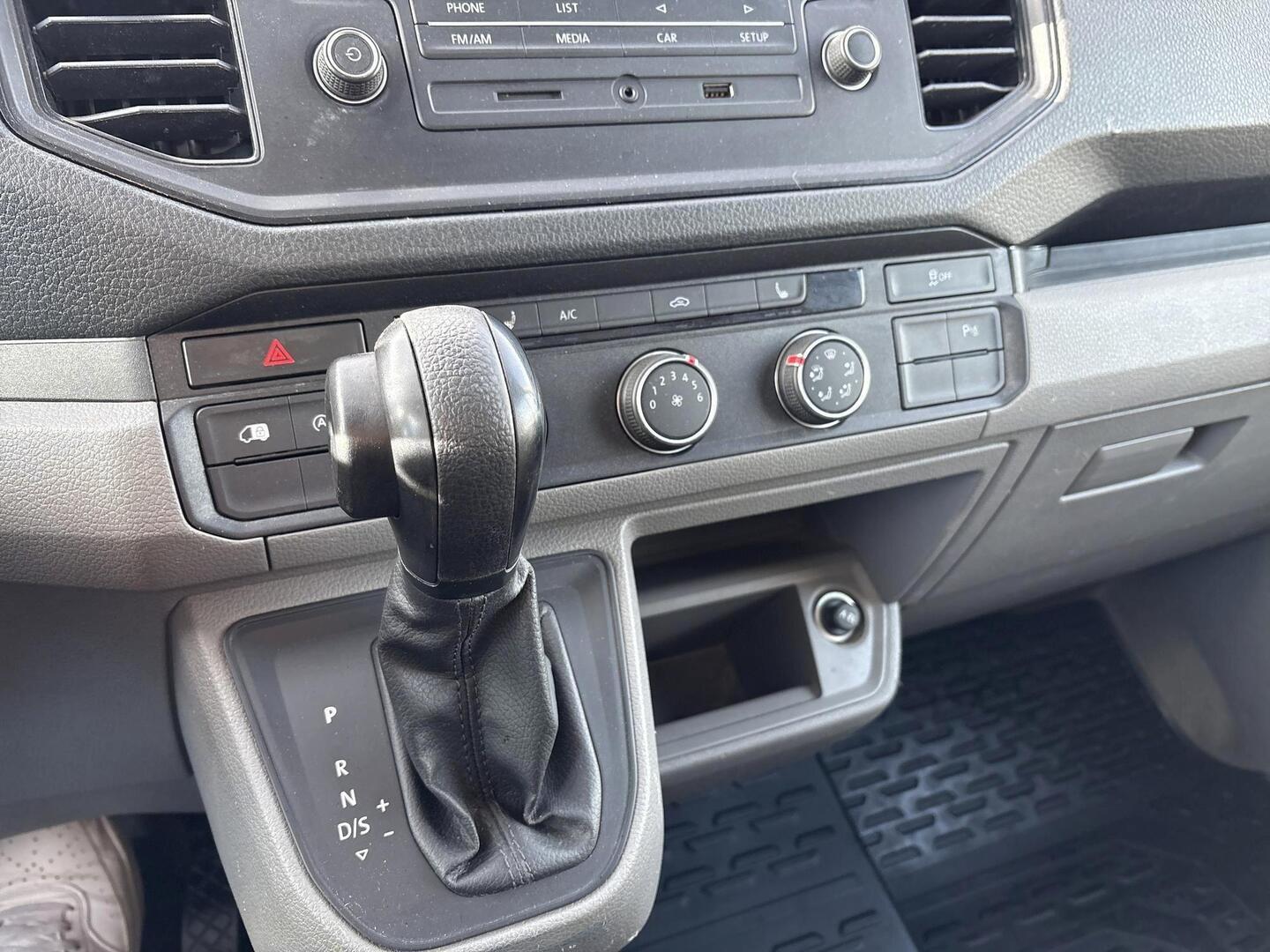 VOLKSWAGEN Crafter 2019