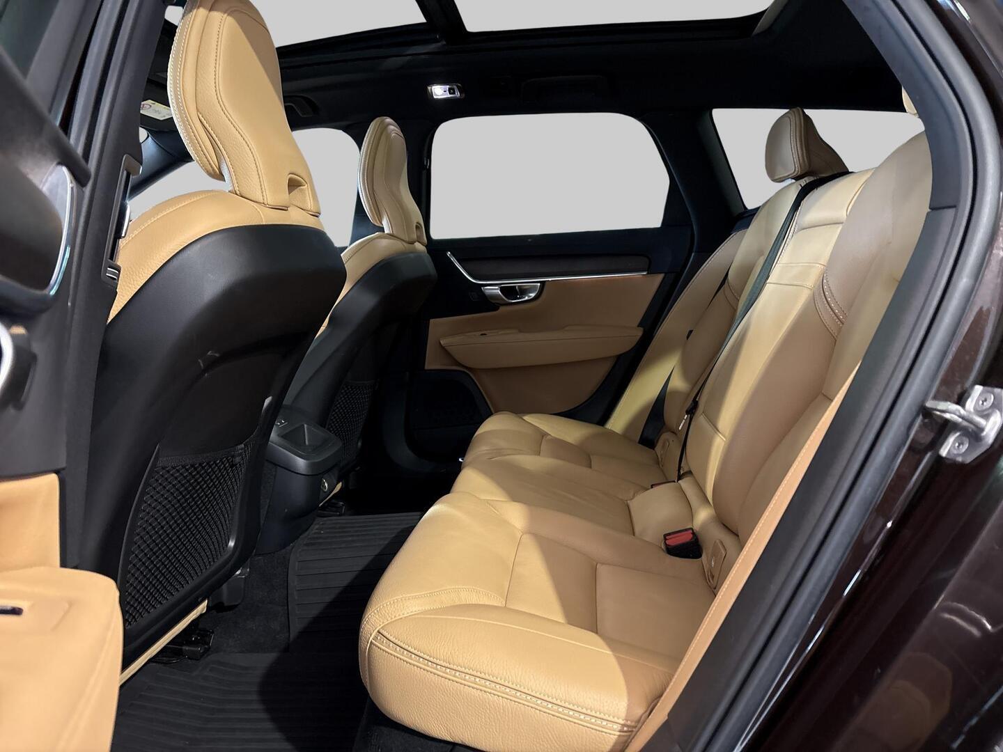 VOLVO V90 Cross Country 2021