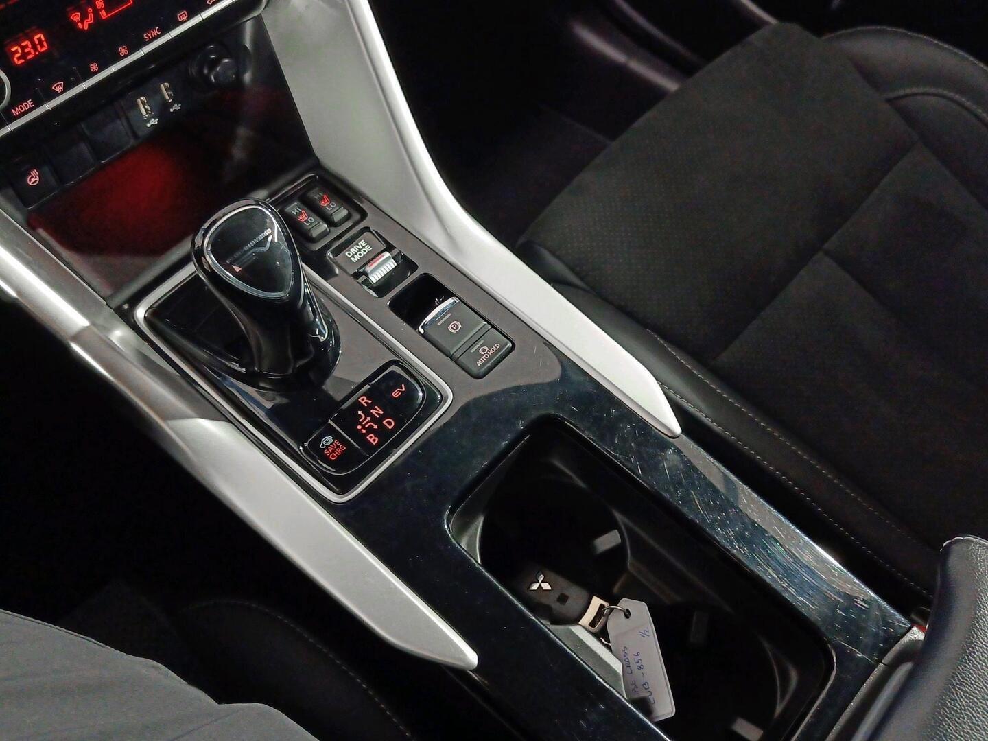 MITSUBISHI Eclipse Cross 2022