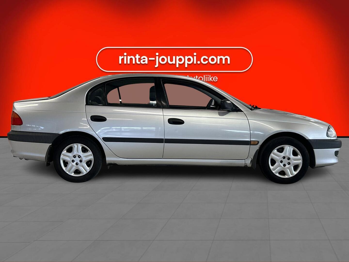 TOYOTA Avensis 2000