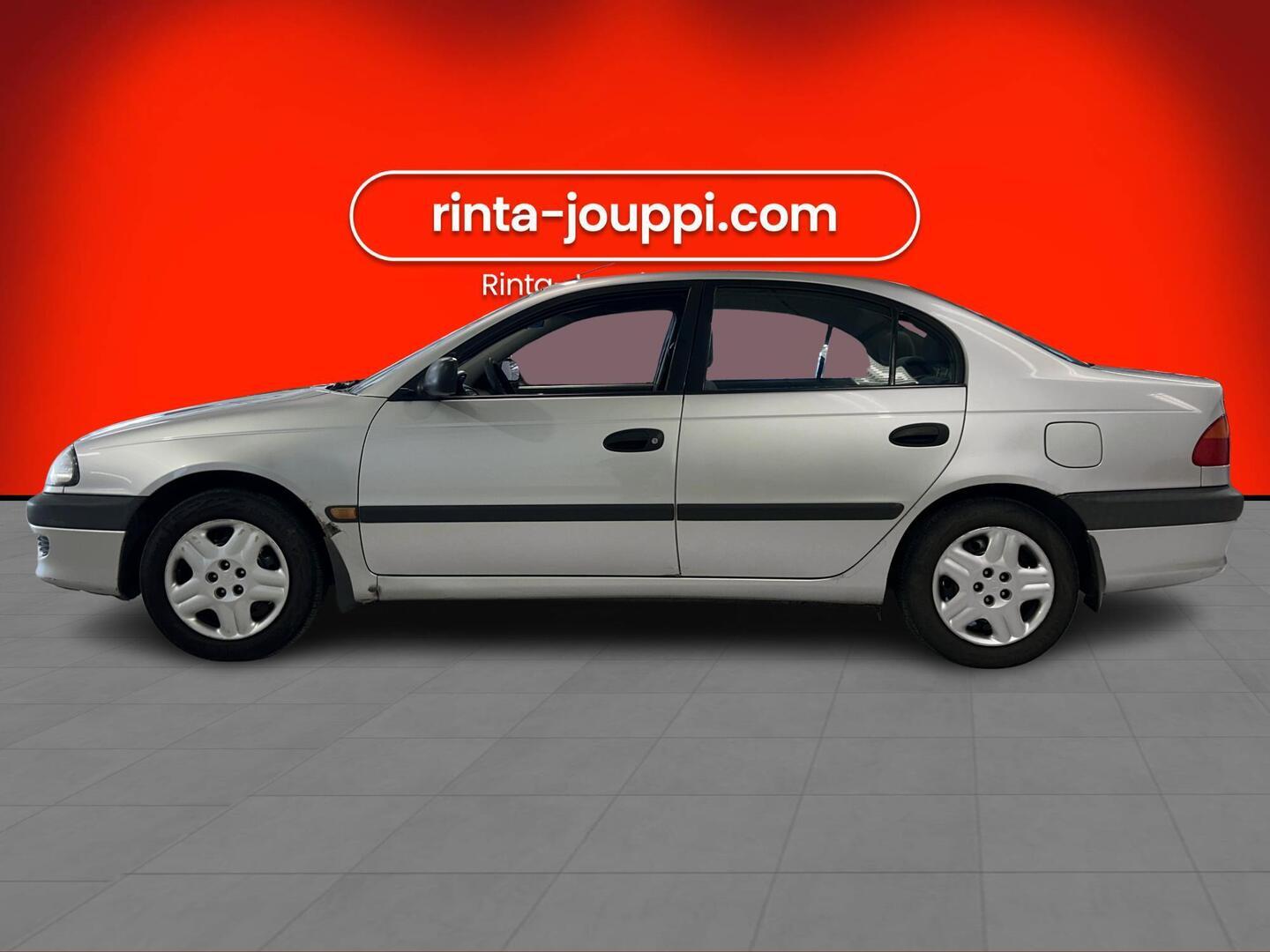 TOYOTA Avensis 2000