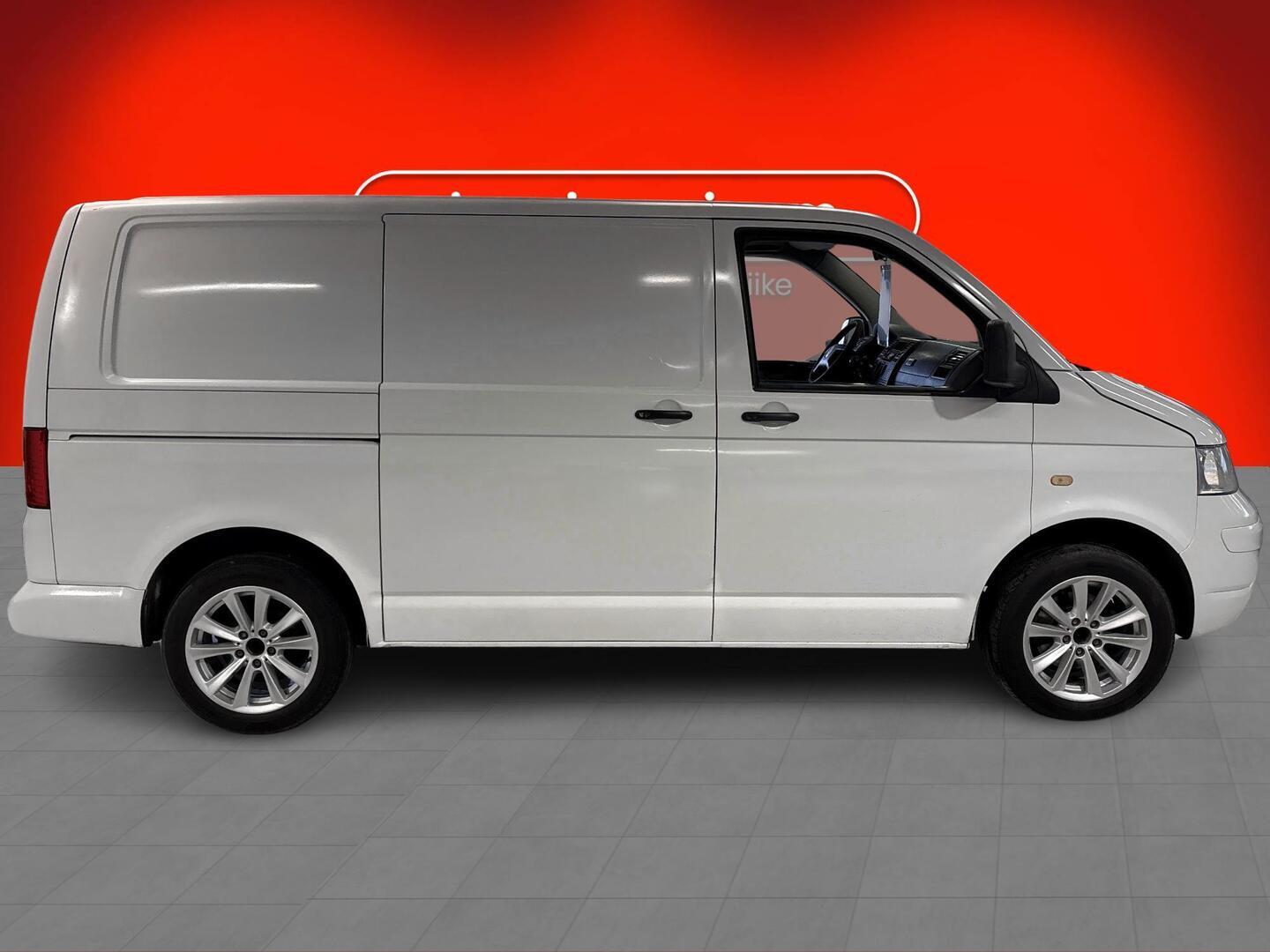 VOLKSWAGEN Transporter 2006