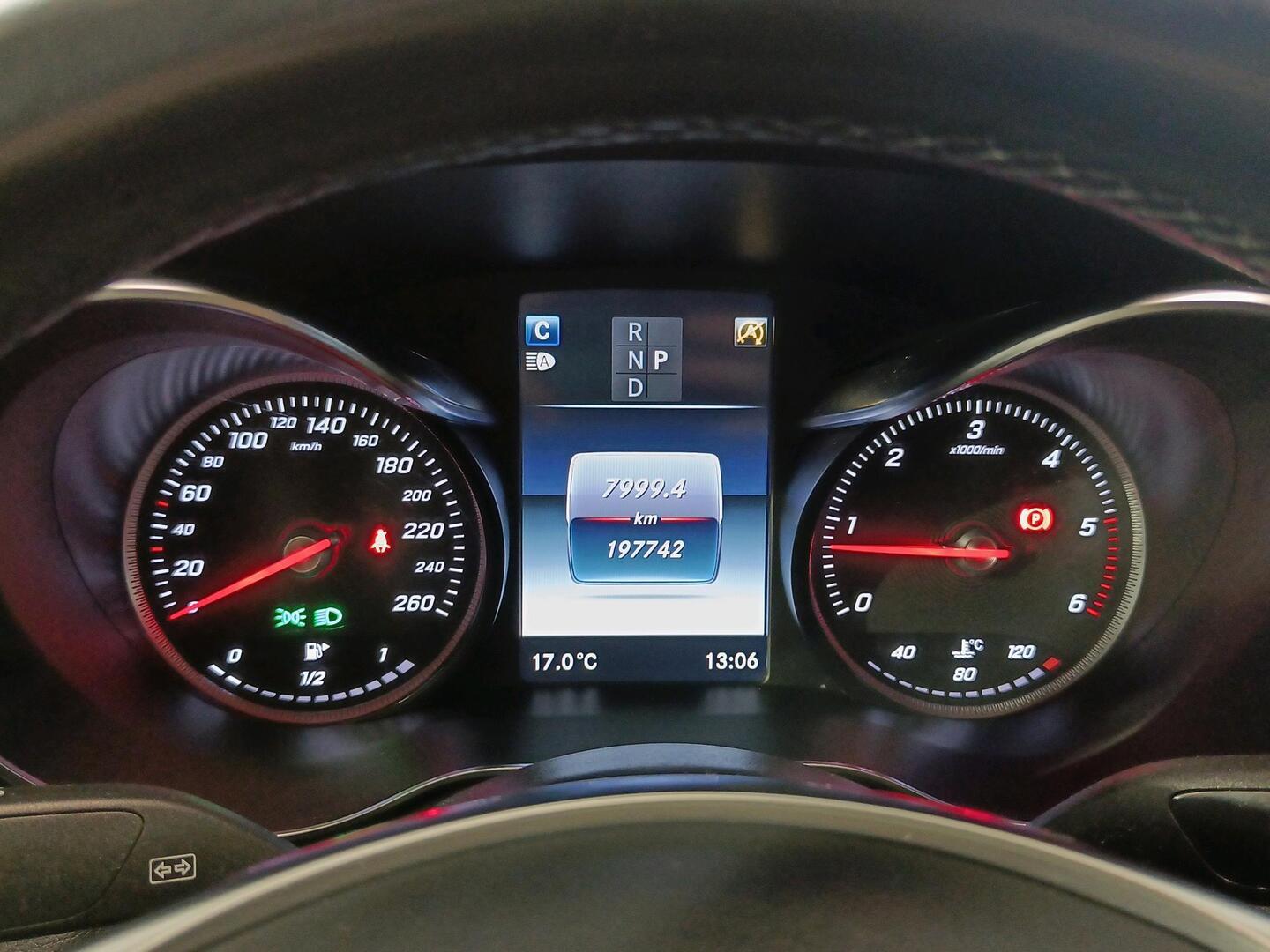 MERCEDES-BENZ GLC 2017