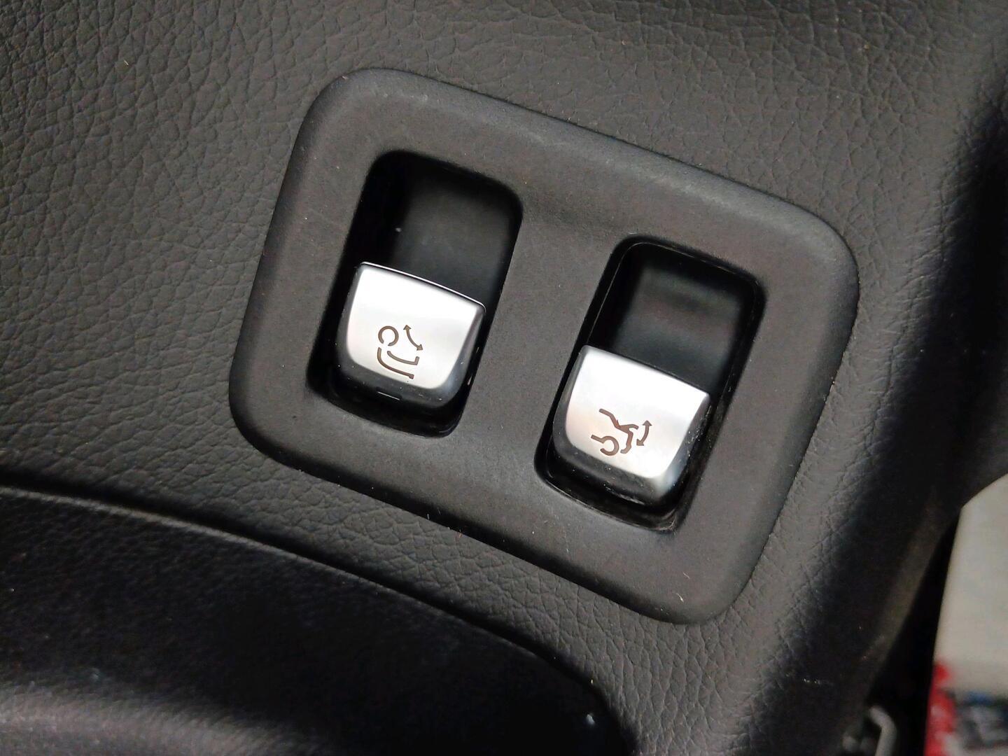 MERCEDES-BENZ GLC 2017