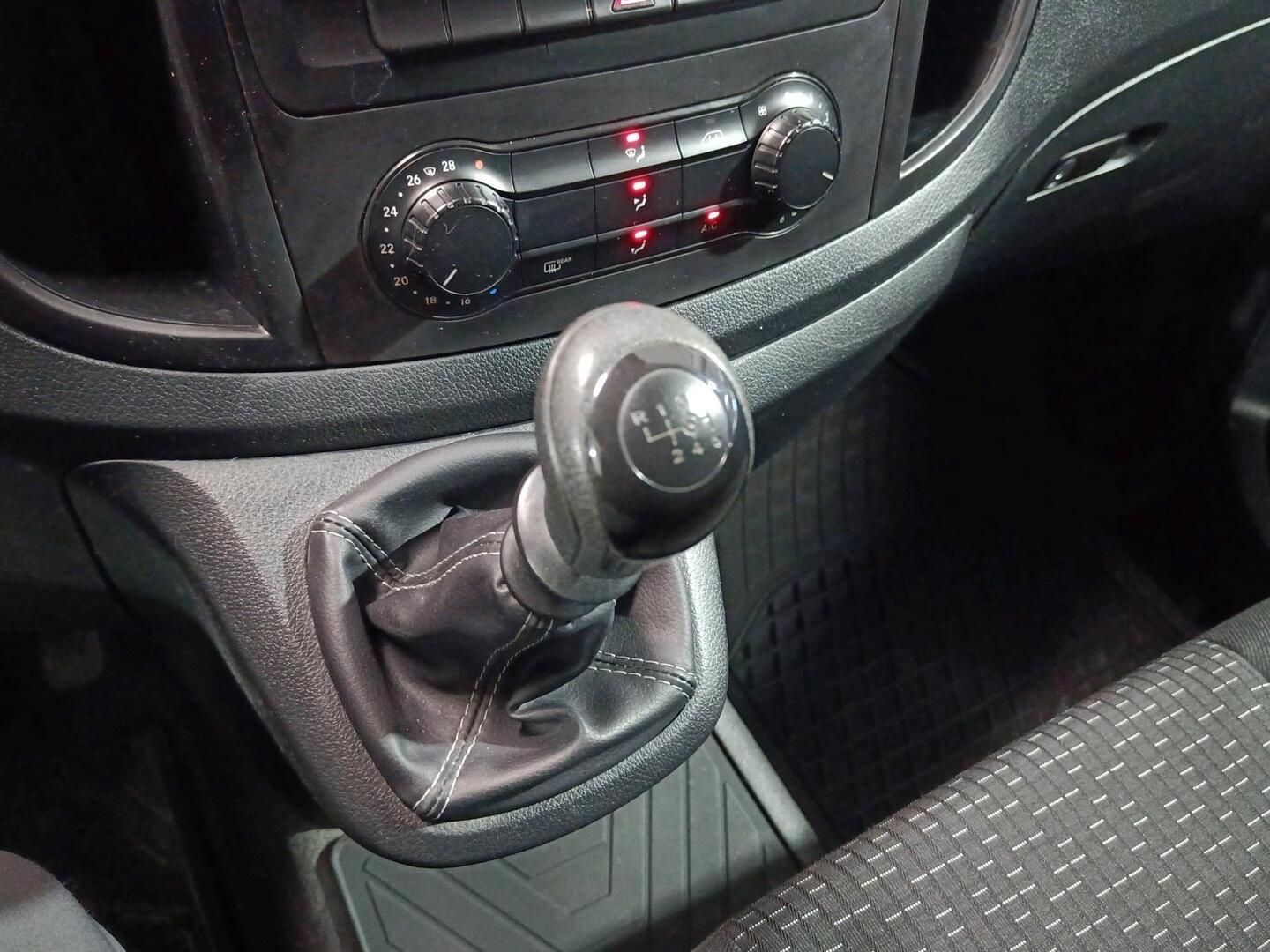 MERCEDES-BENZ Vito 2020