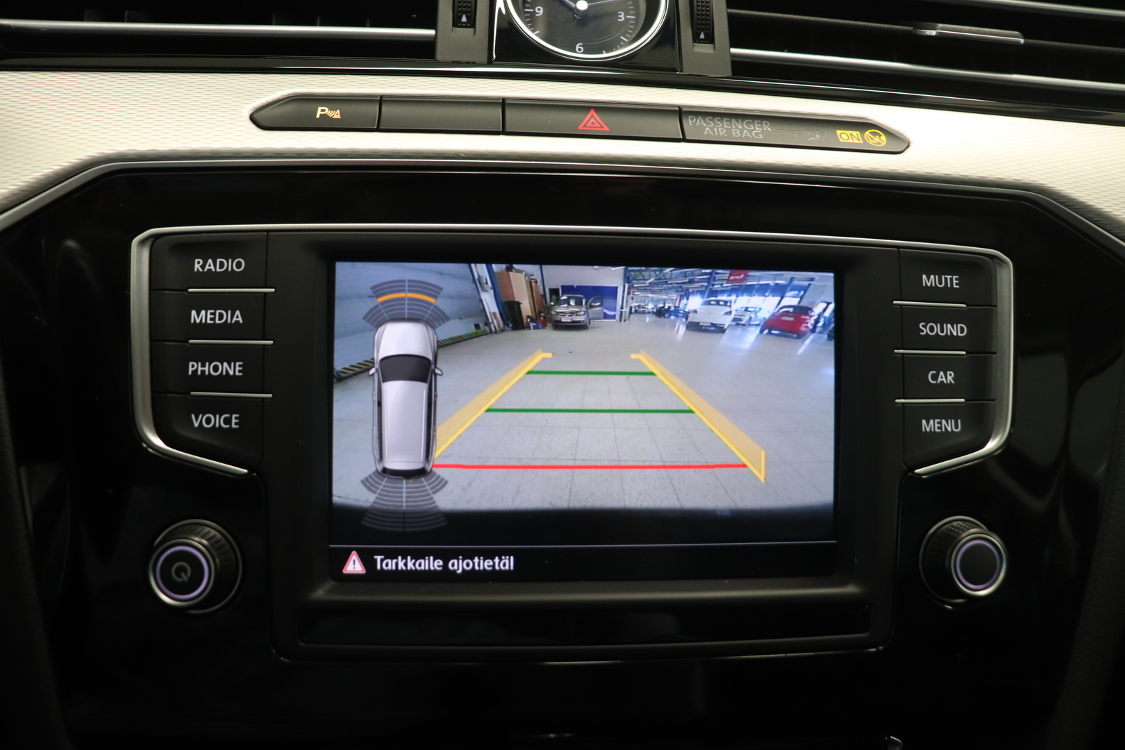 VOLKSWAGEN PASSAT 2017