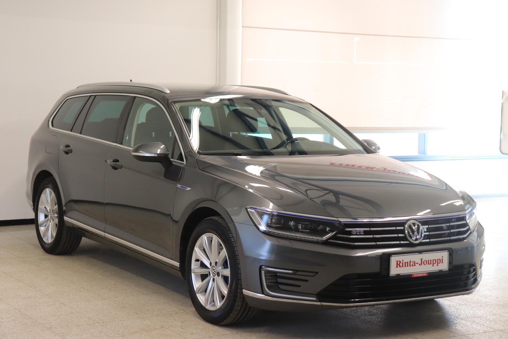 VOLKSWAGEN PASSAT 2017
