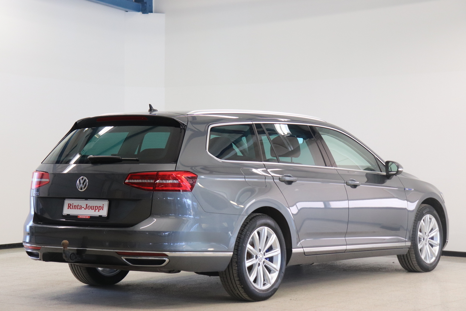 VOLKSWAGEN PASSAT 2017