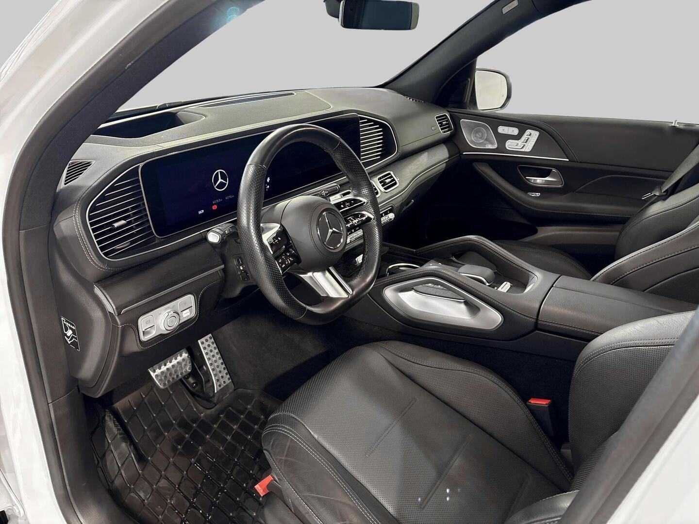 MERCEDES-BENZ GLE 2024