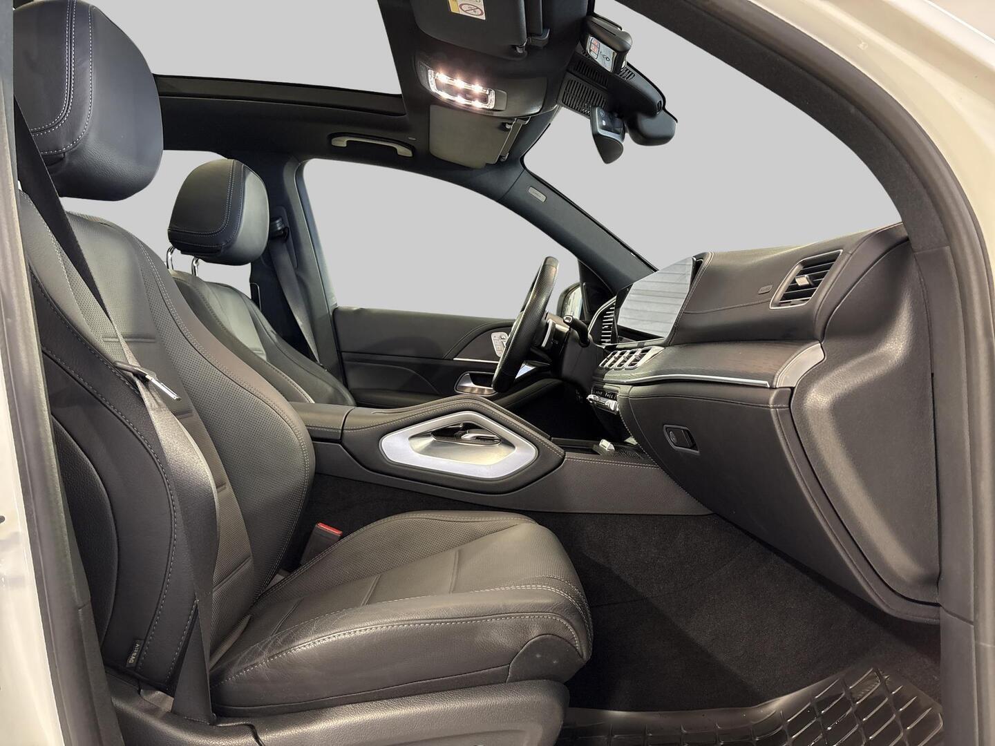 MERCEDES-BENZ GLE 2024