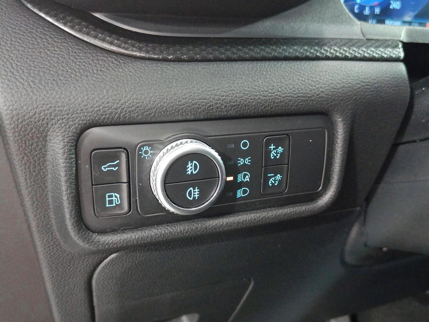 FORD EXPLORER 2020