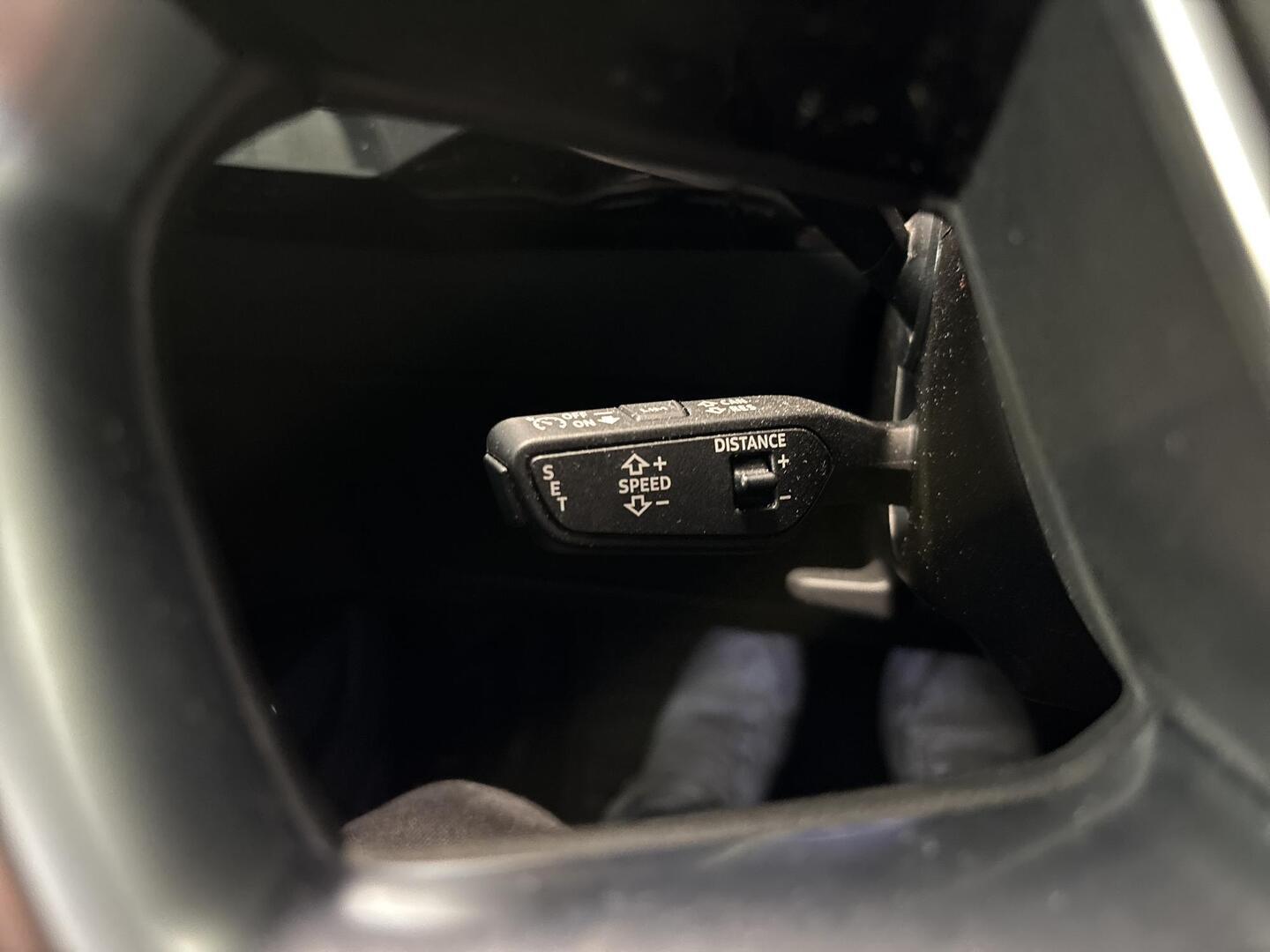 AUDI Q8 E-TRON 2024