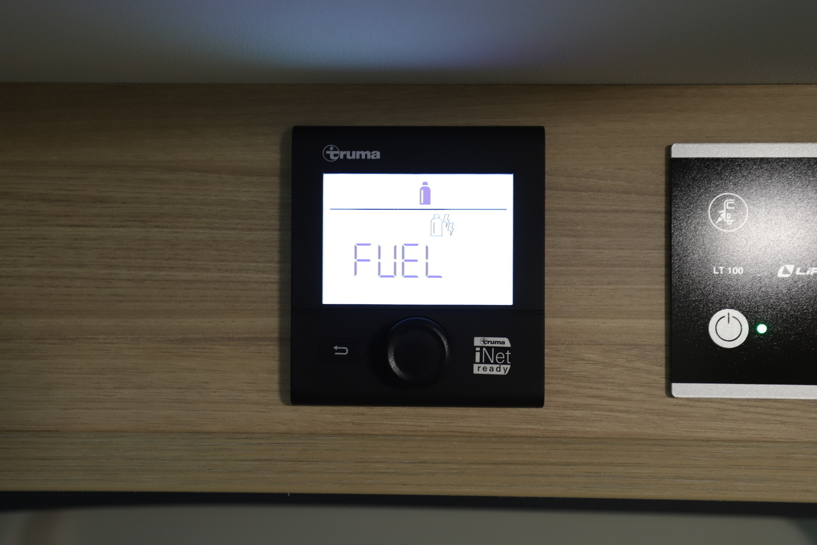 ROADCAR VAN R 601 2024