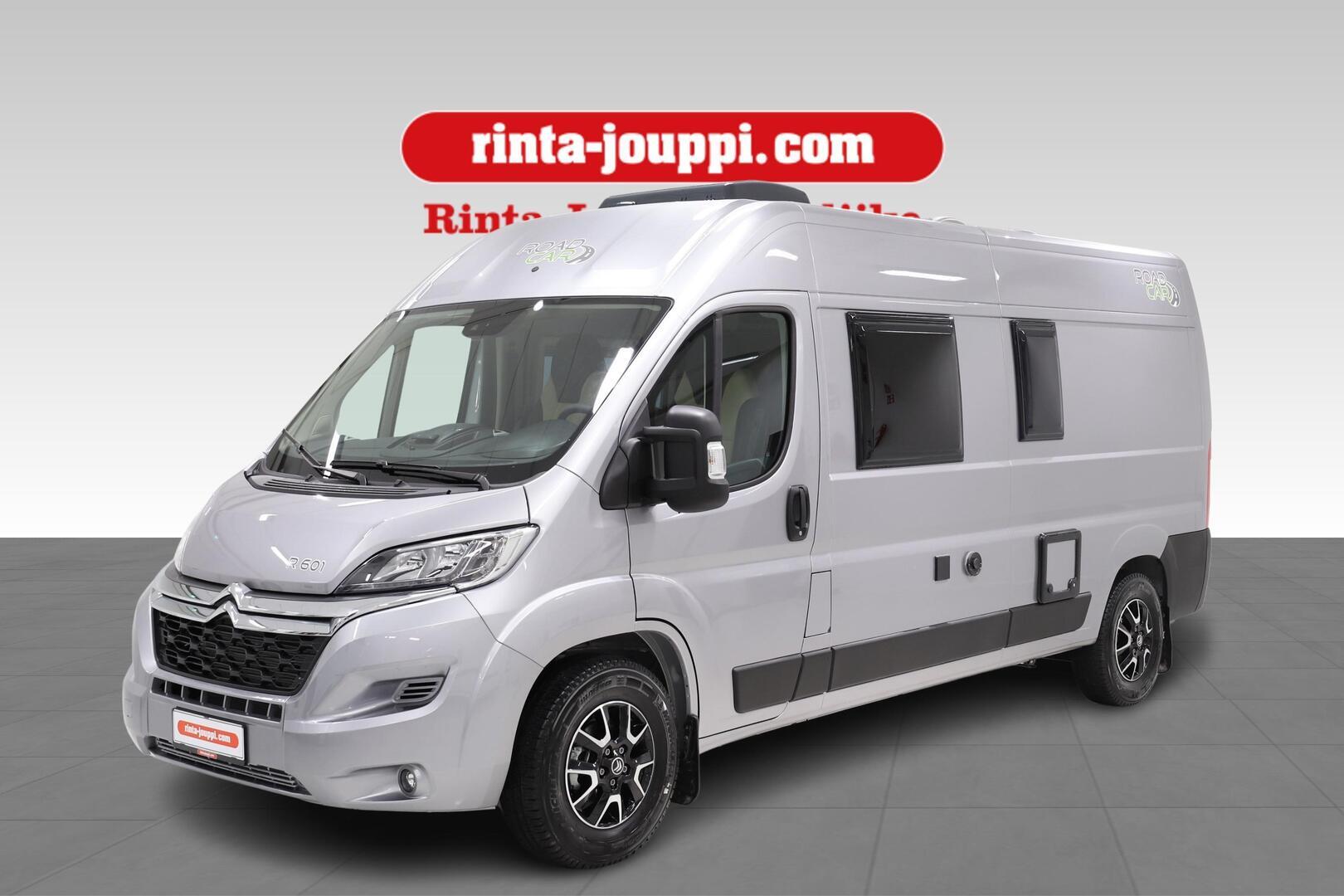 ROADCAR VAN R 601 2024
