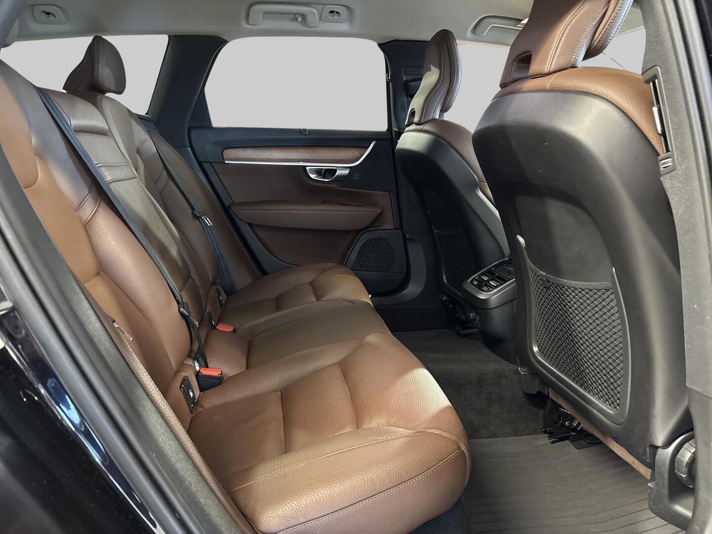 VOLVO V90 2019