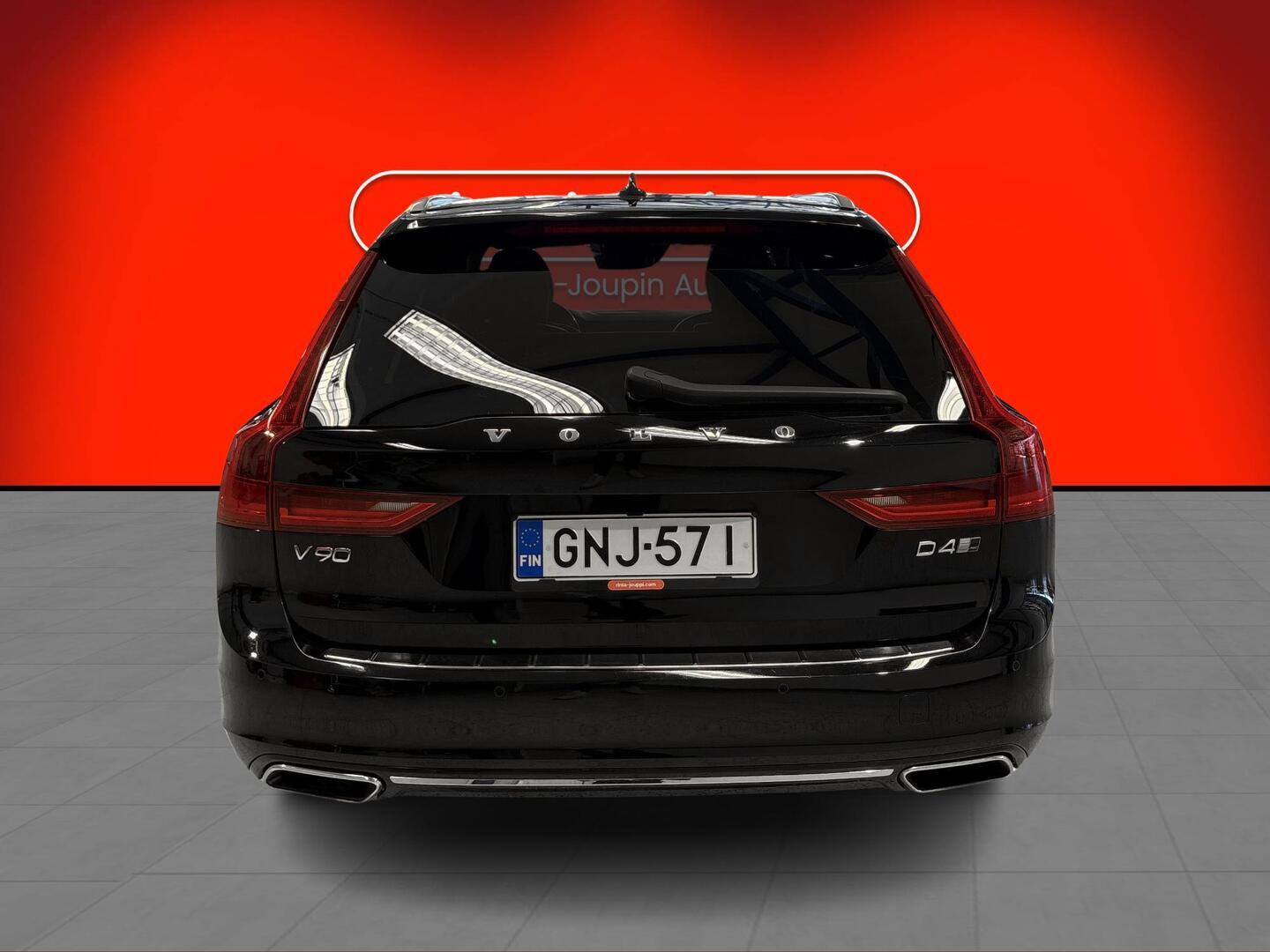 VOLVO V90 2019