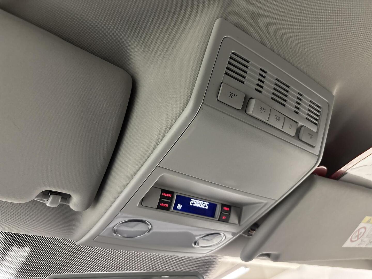 VOLKSWAGEN Caravelle 2017