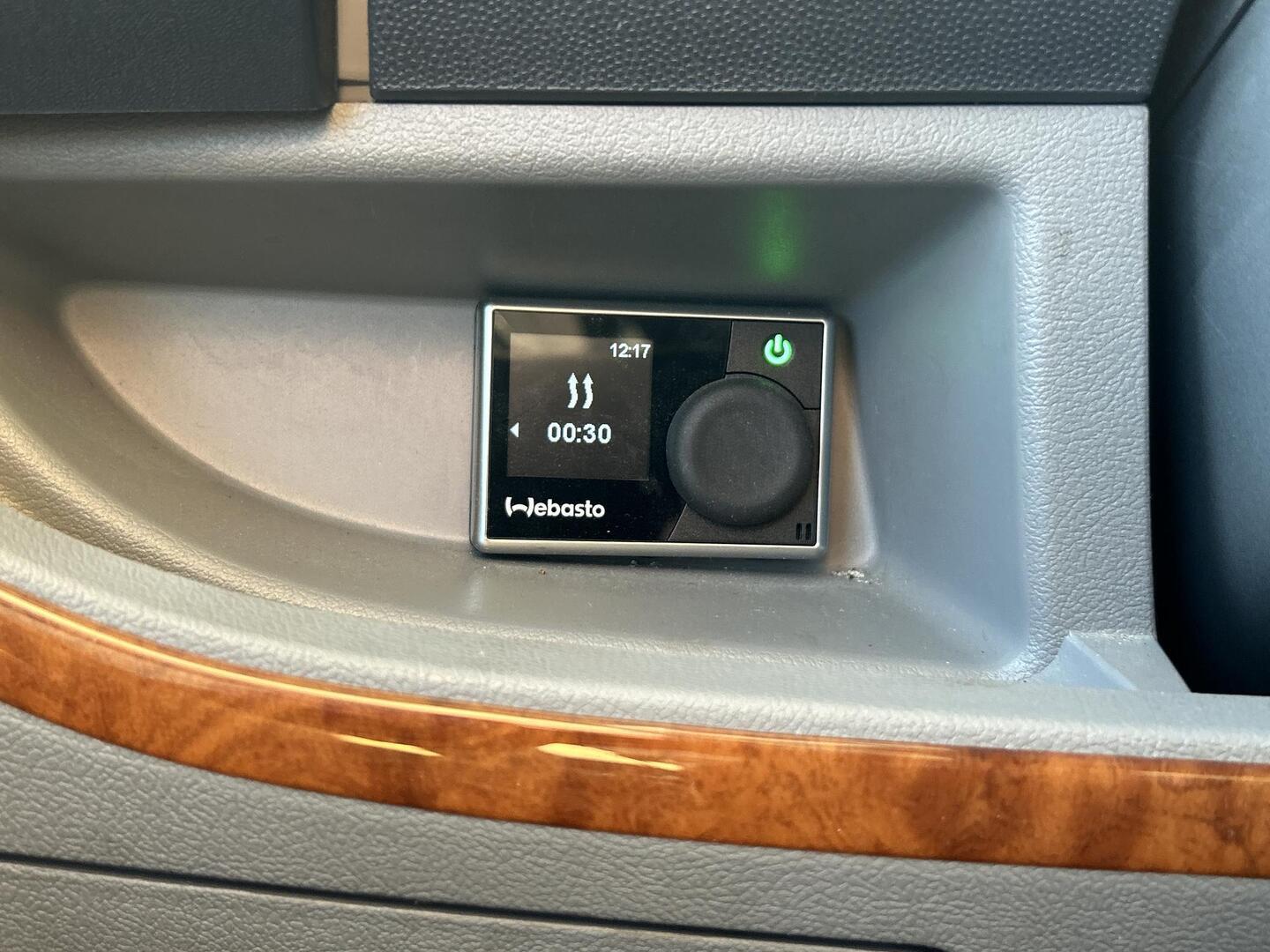 BÜRSTNER AVIANO I727 2010