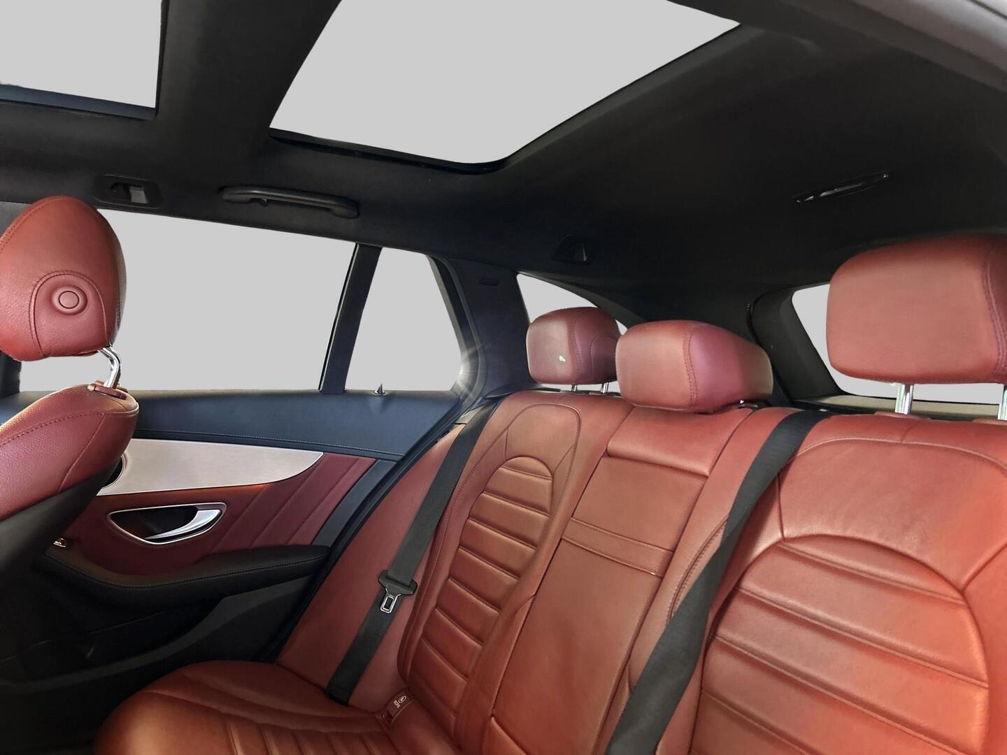 MERCEDES-BENZ C 2015