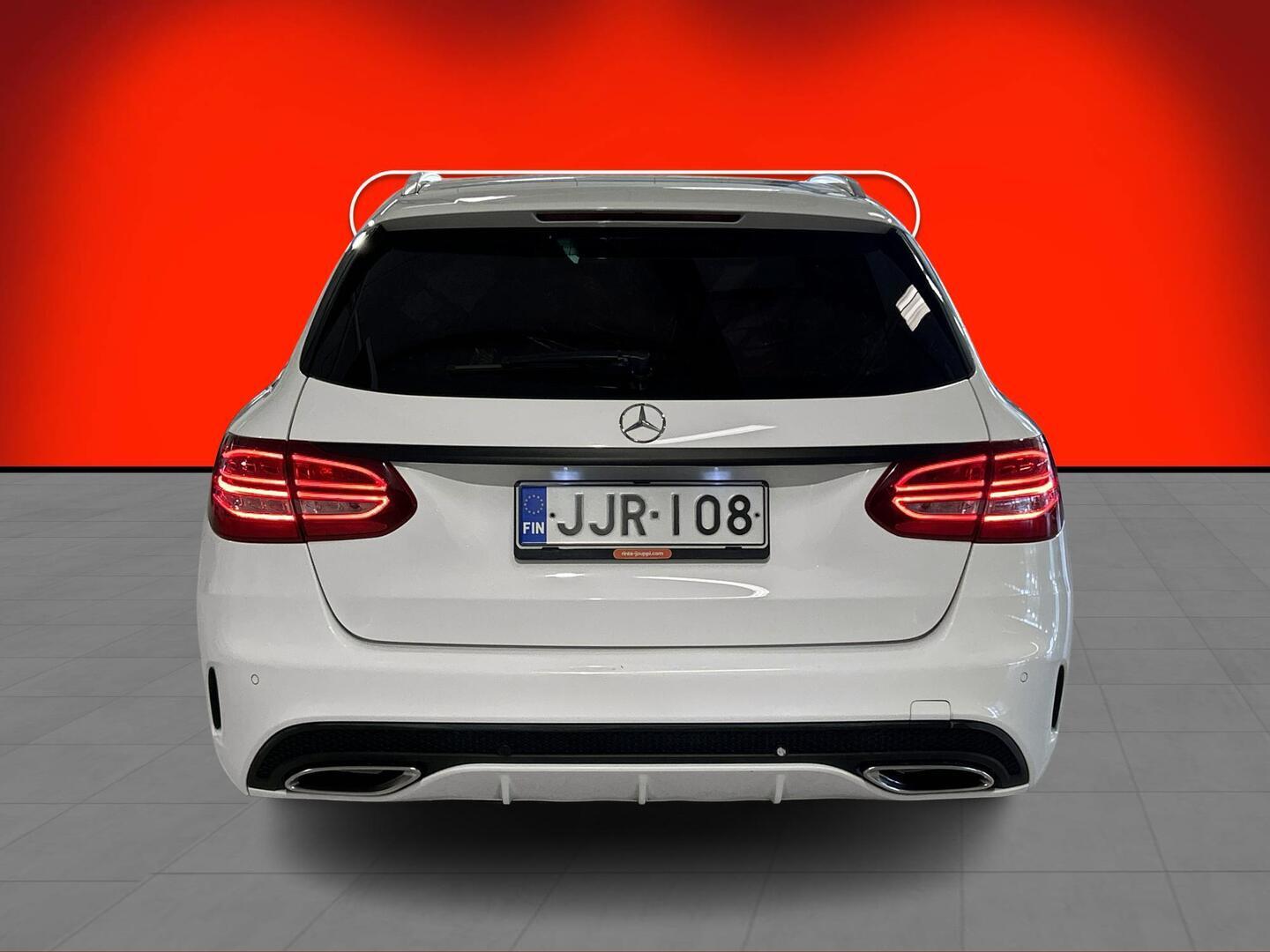 MERCEDES-BENZ C 2015
