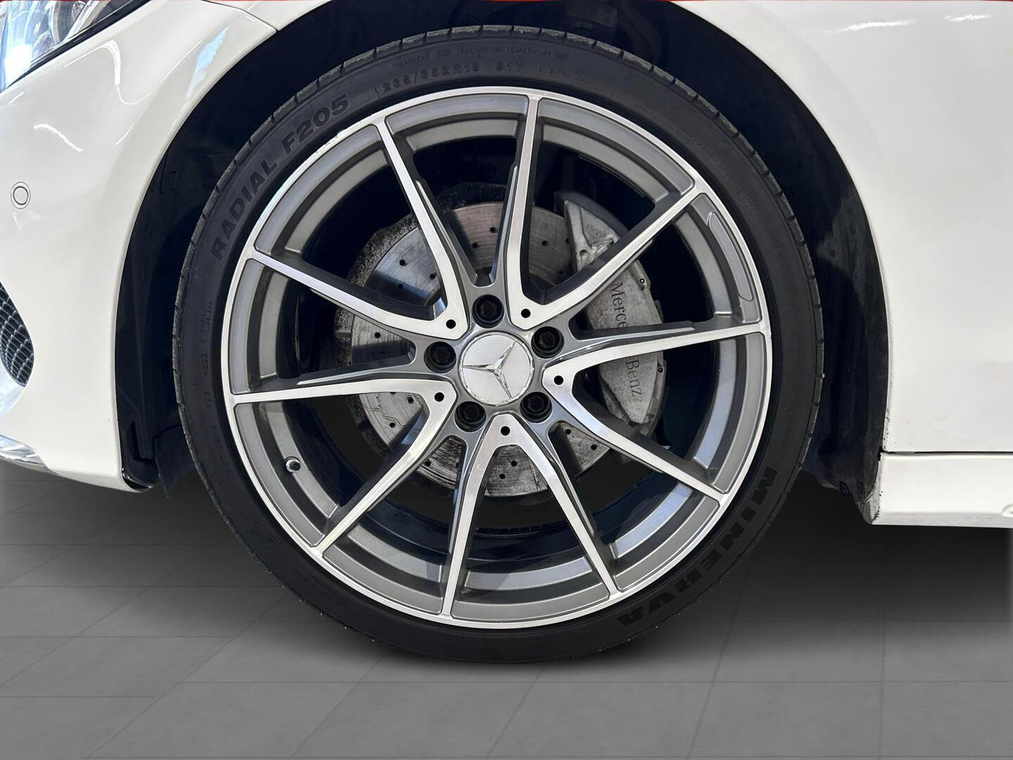 MERCEDES-BENZ C 2015