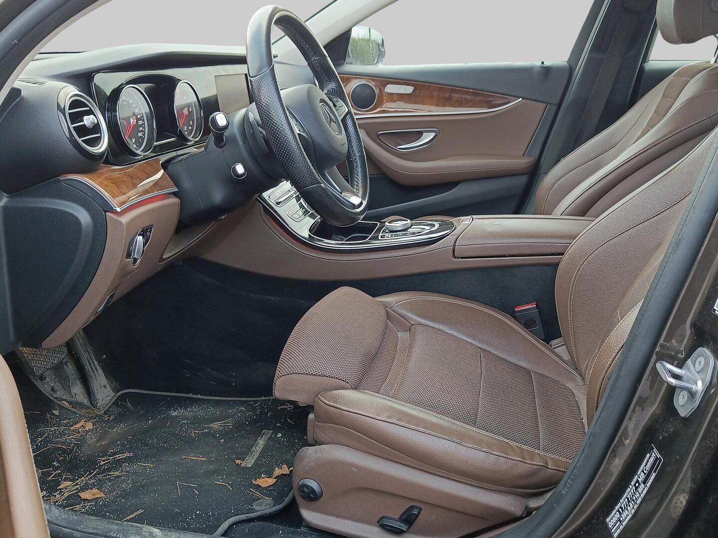 MERCEDES-BENZ E 2017