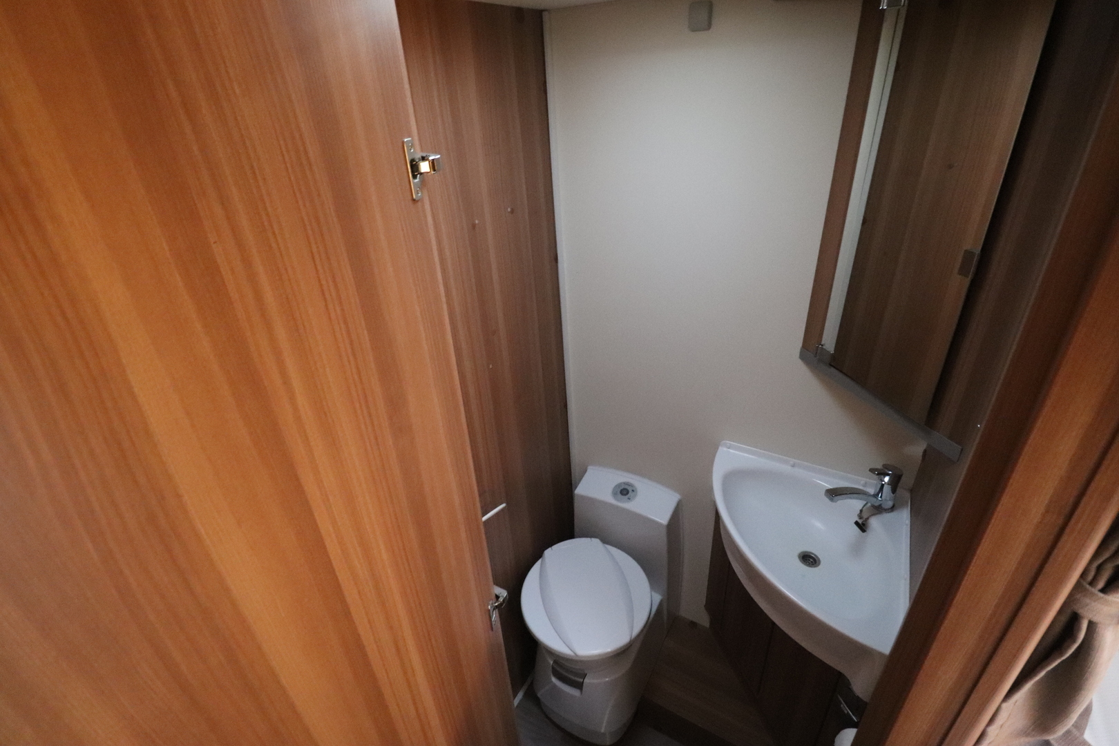 WEINSBERG CARASUITE 700 ME 2018