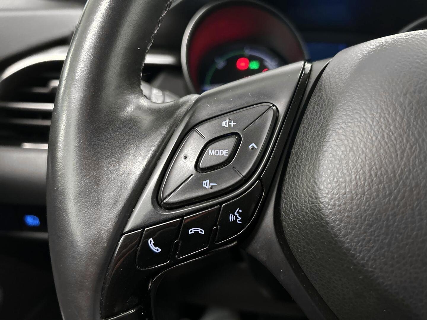 TOYOTA C-HR 2019