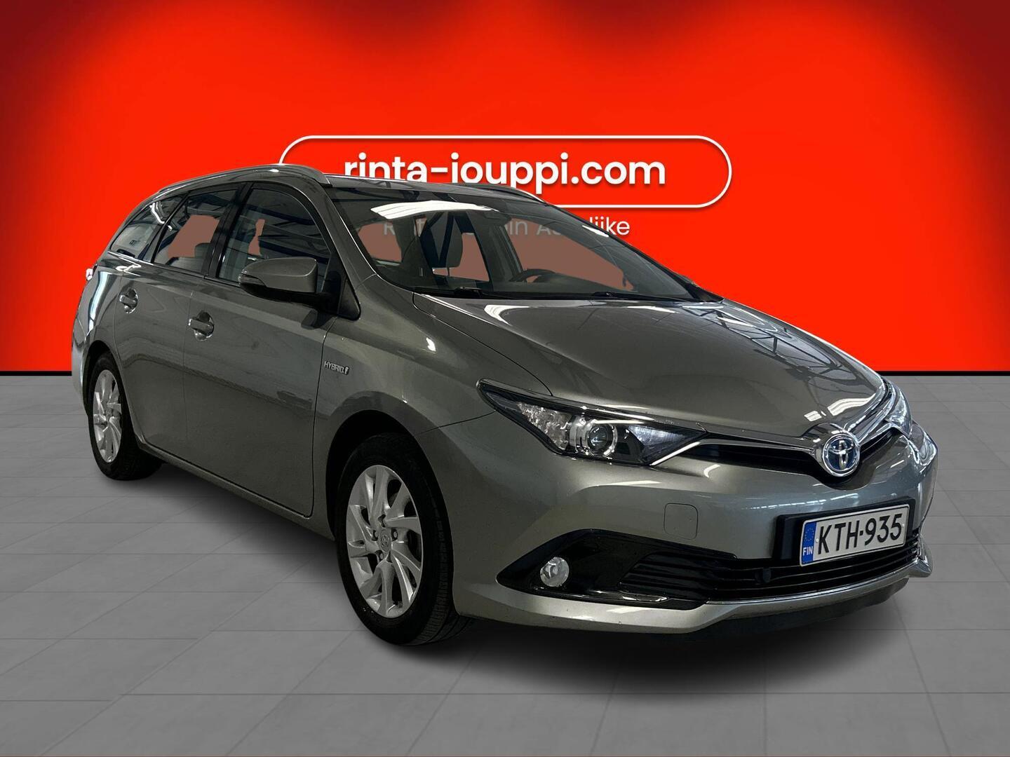 TOYOTA Auris 2018