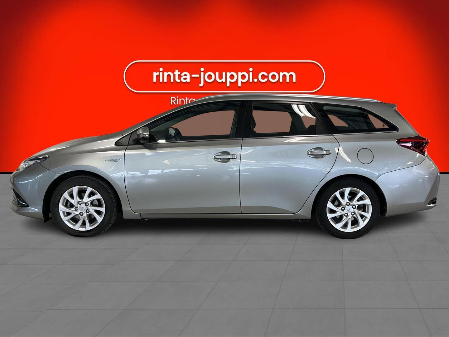 TOYOTA Auris 2018