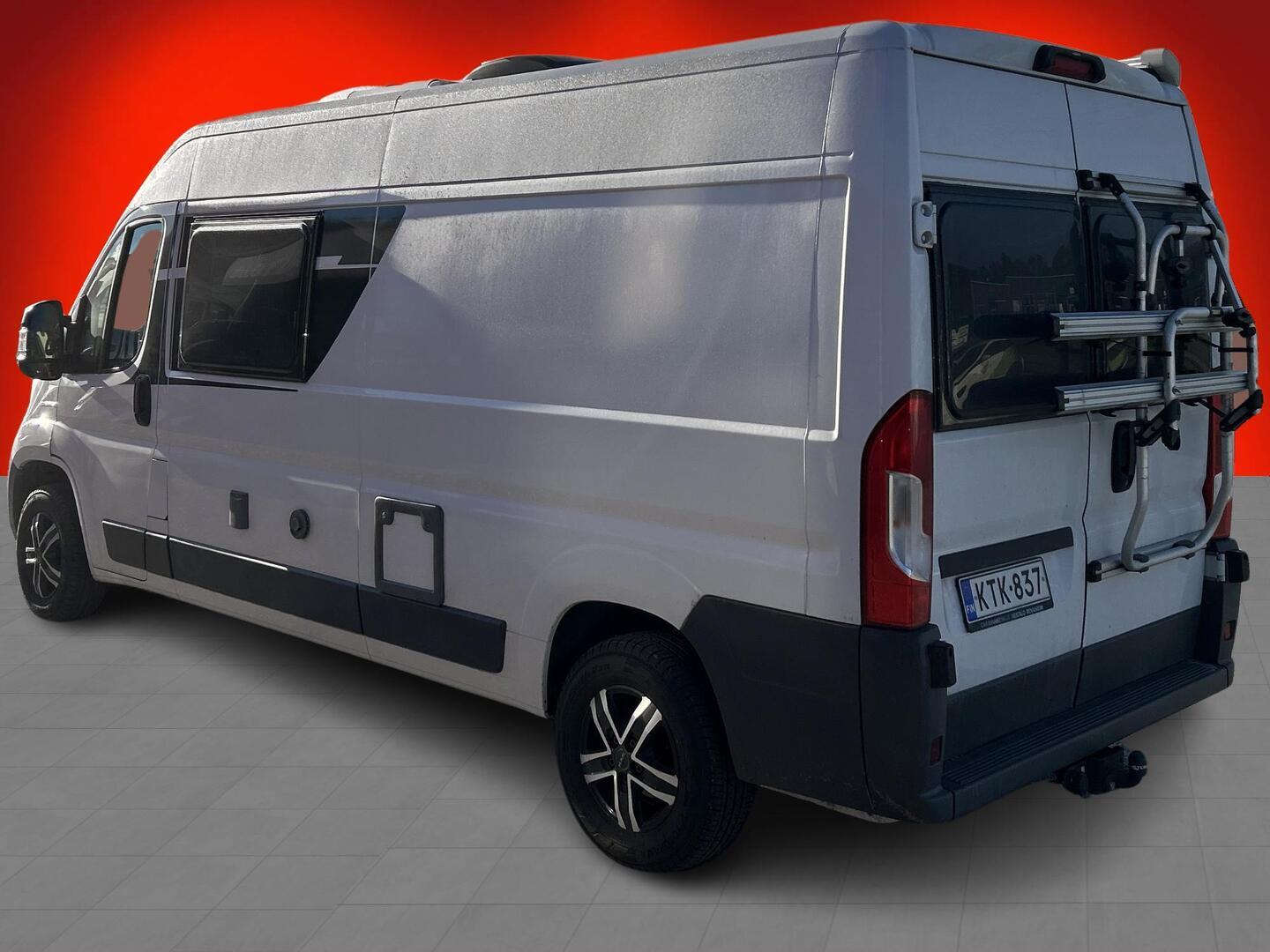 SUNLIGHT CLIFF 600 2019