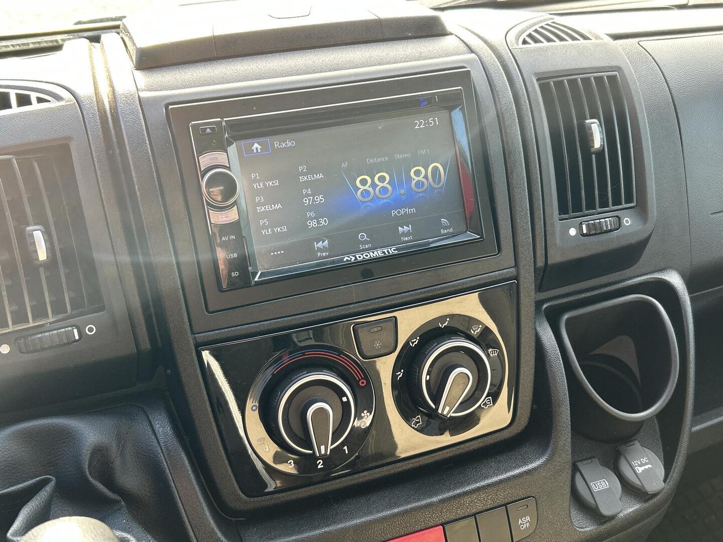 SUNLIGHT CLIFF 600 2019