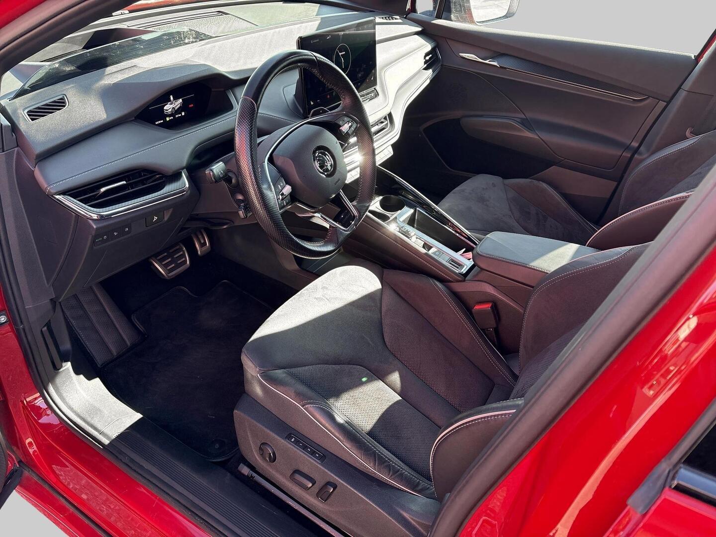 SKODA Enyaq 2024