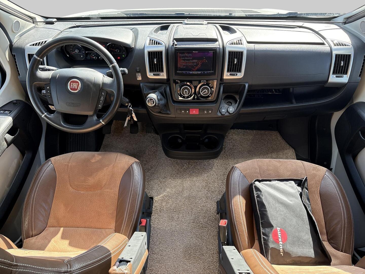 BÜRSTNER Ixeo Time It 726G 2017