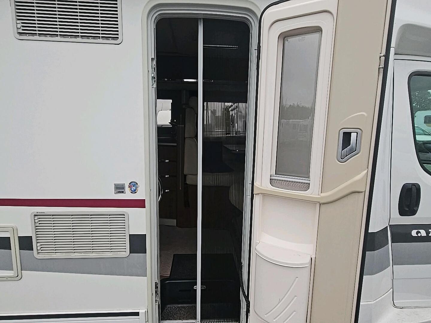 ADRIA Coral S 690SC 2014