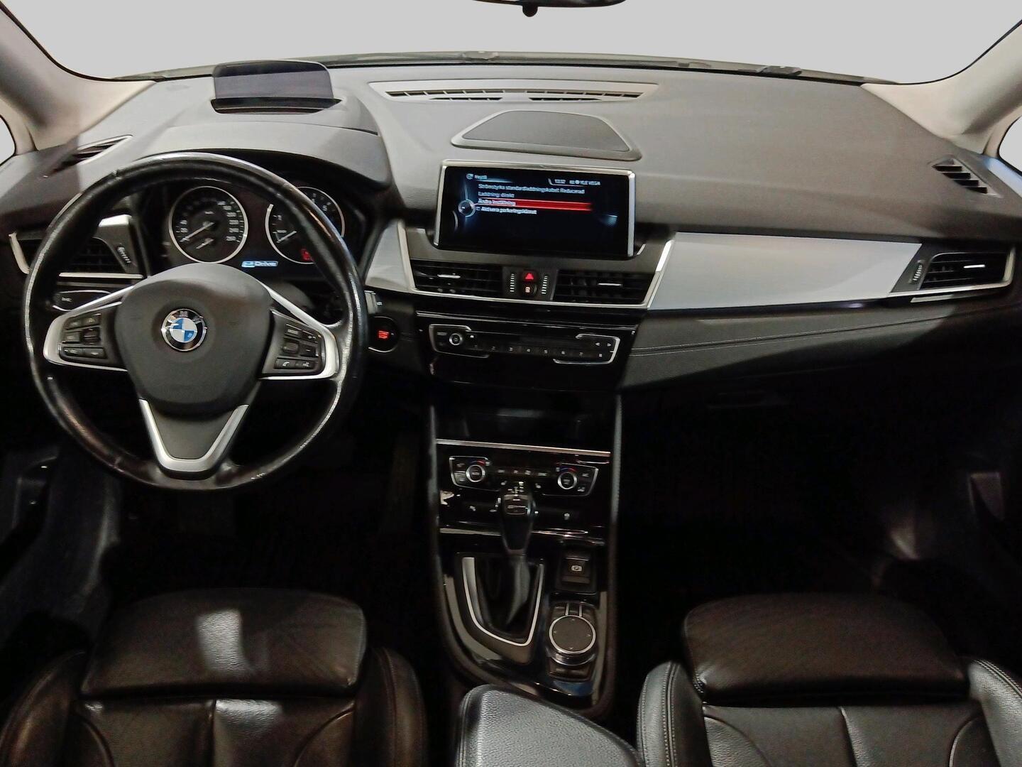 BMW 225 2016