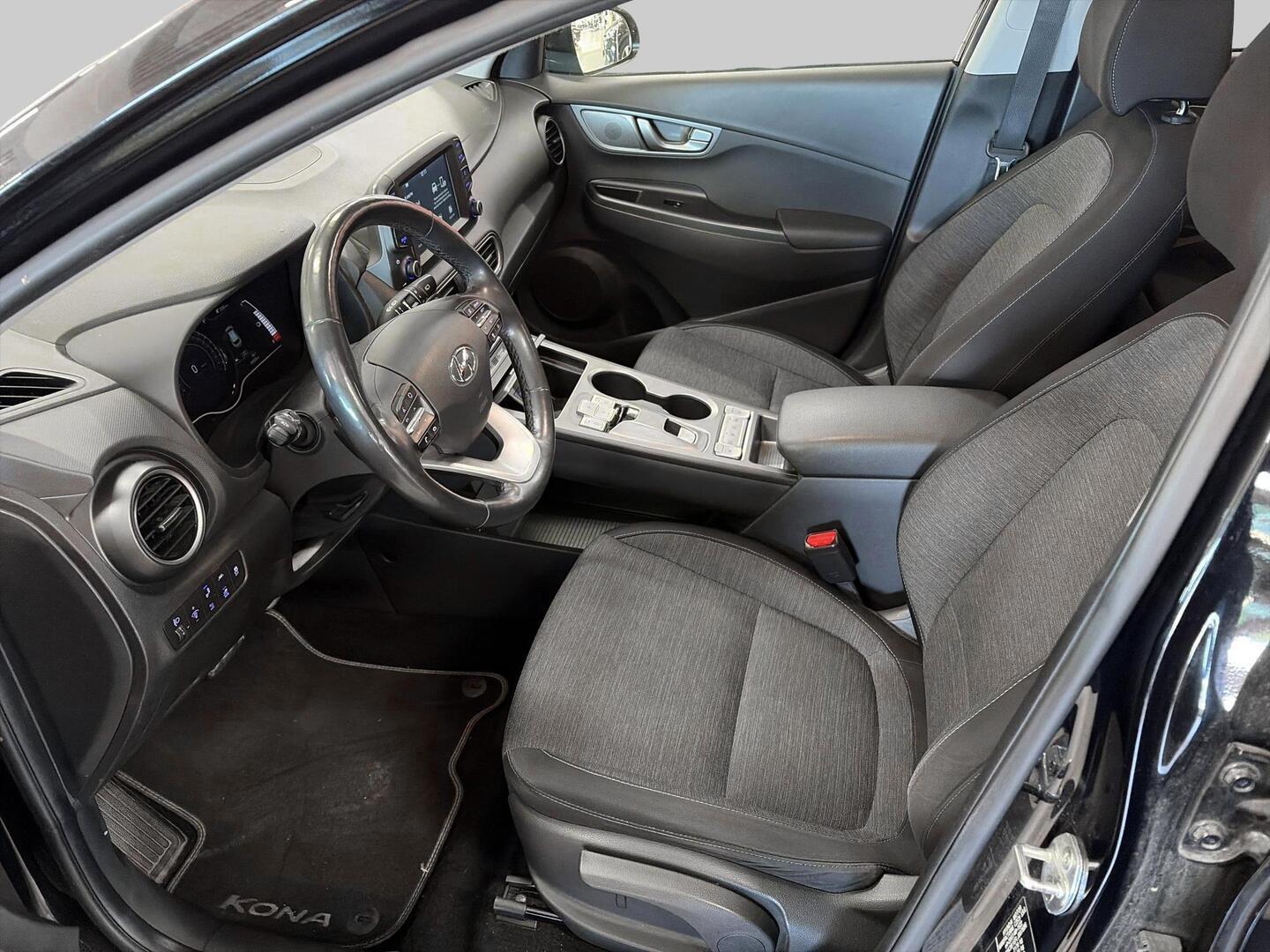HYUNDAI KONA 2021