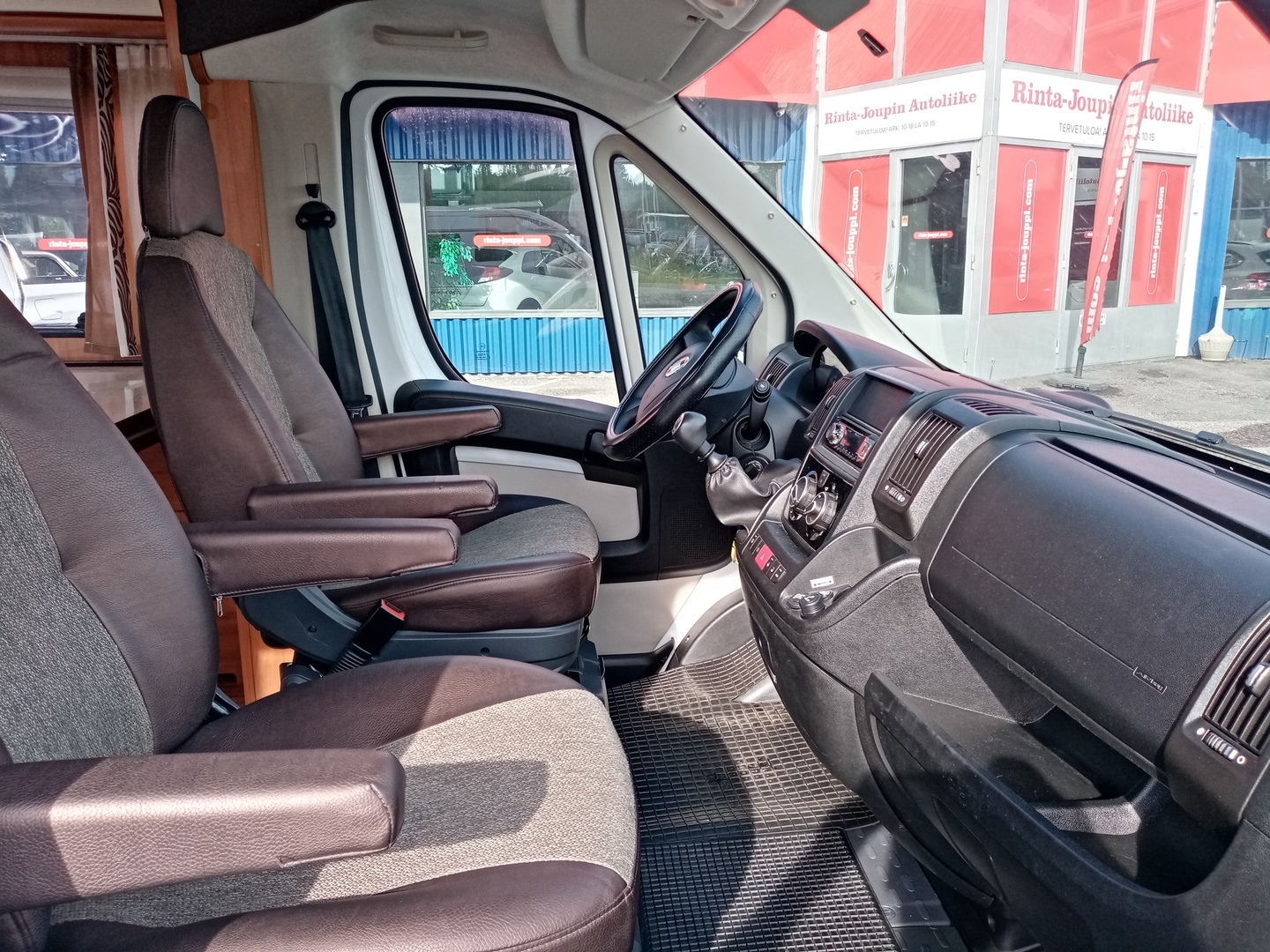 WEINSBERG TI 650 MFH 2013