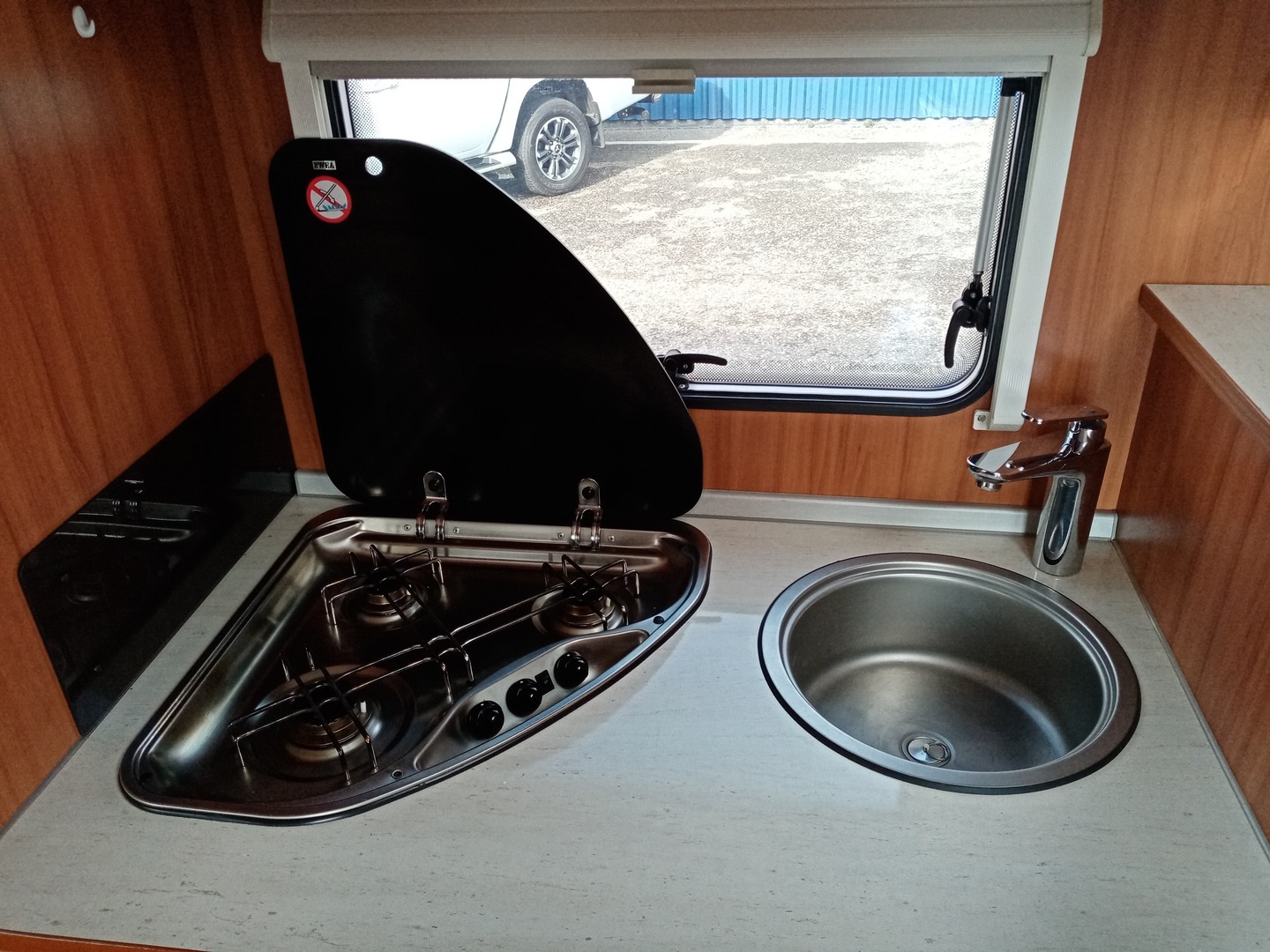 WEINSBERG TI 650 MFH 2013