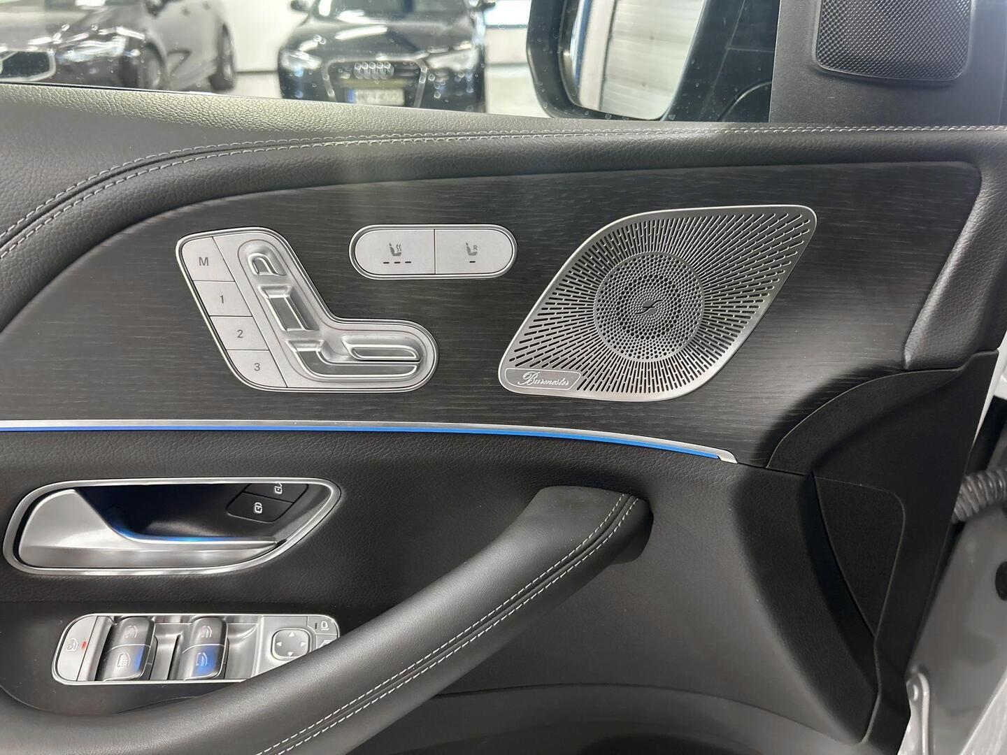 MERCEDES-BENZ GLE 2024